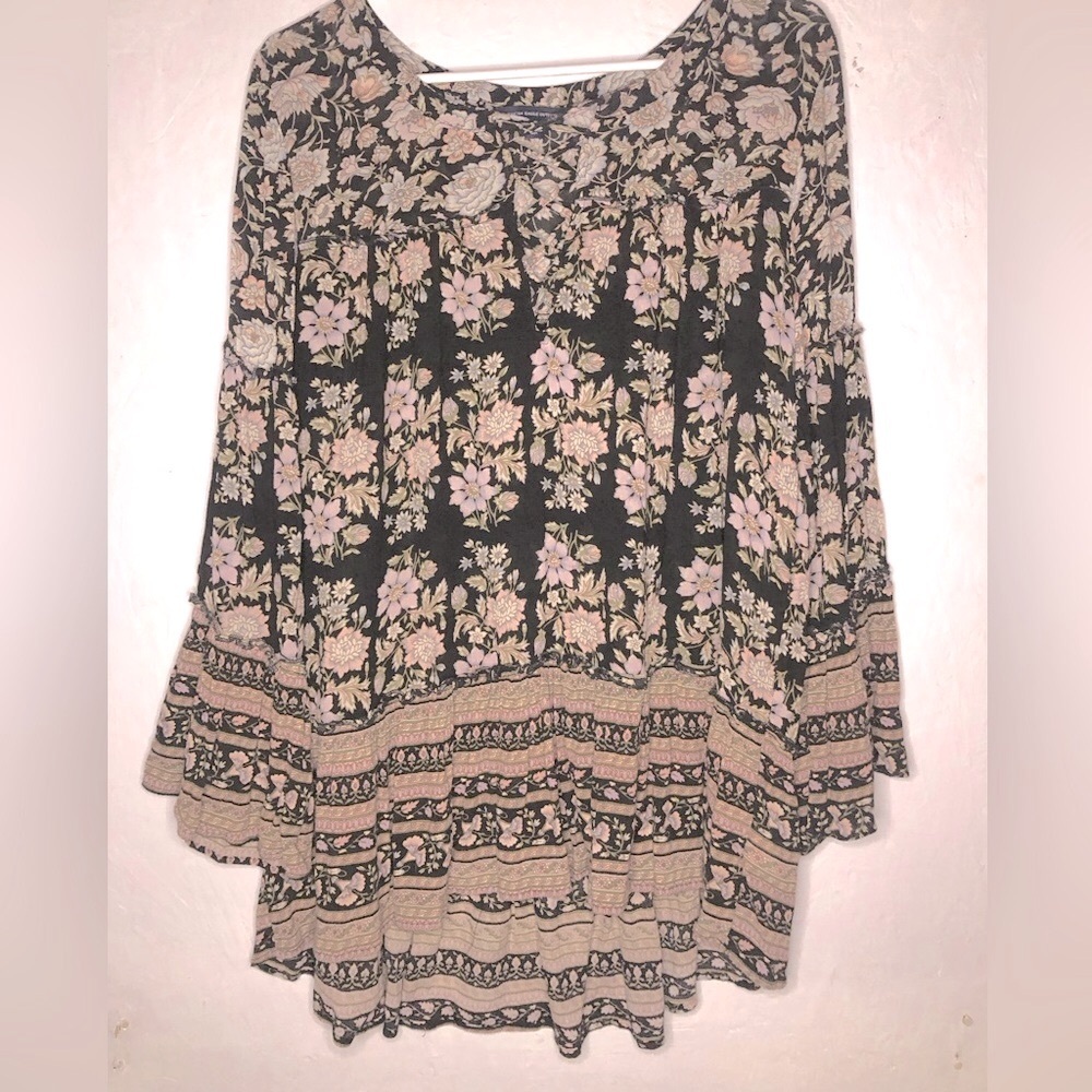 American Eagle Outfitters Dark Floral boho Grunge Tunic Top Blouse Size Medium - Picture 5 of 7